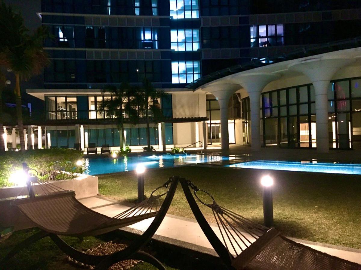 Daniella'S Modern & Cozy Suite In Uptown Bgc Manila Exteriér fotografie